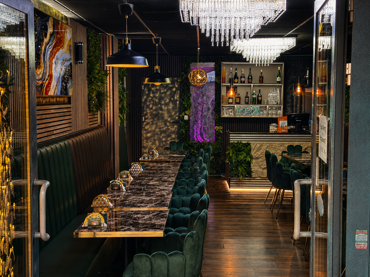 Restaurant atmosphere