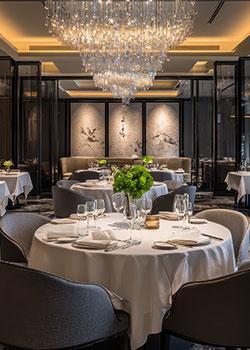 Restaurant ambiance